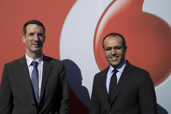 Dirk Ellenbeck und Dhananjay Mirchandani, Vodafone